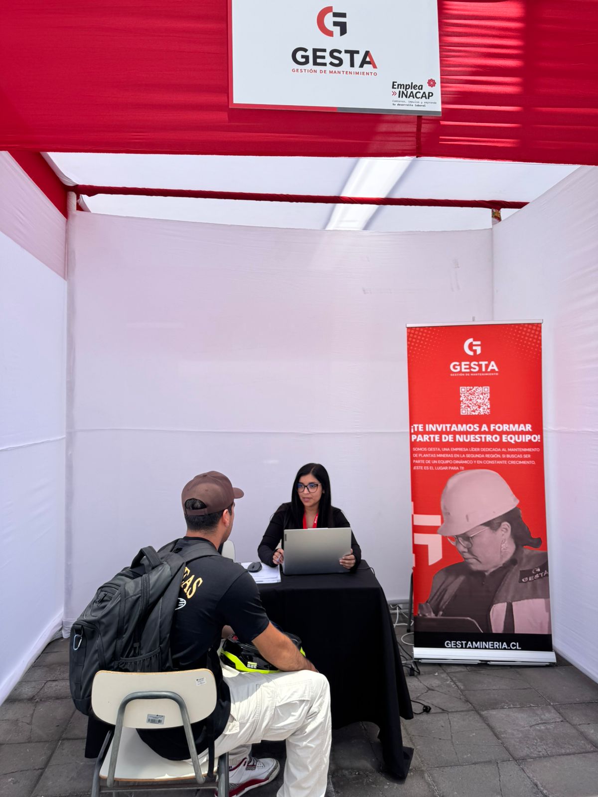 Gesta Minería Participa en la Feria Laboral INACAP 2024: Fomentando el Desarrollo de Nuevos Talentos en la Industria Minera